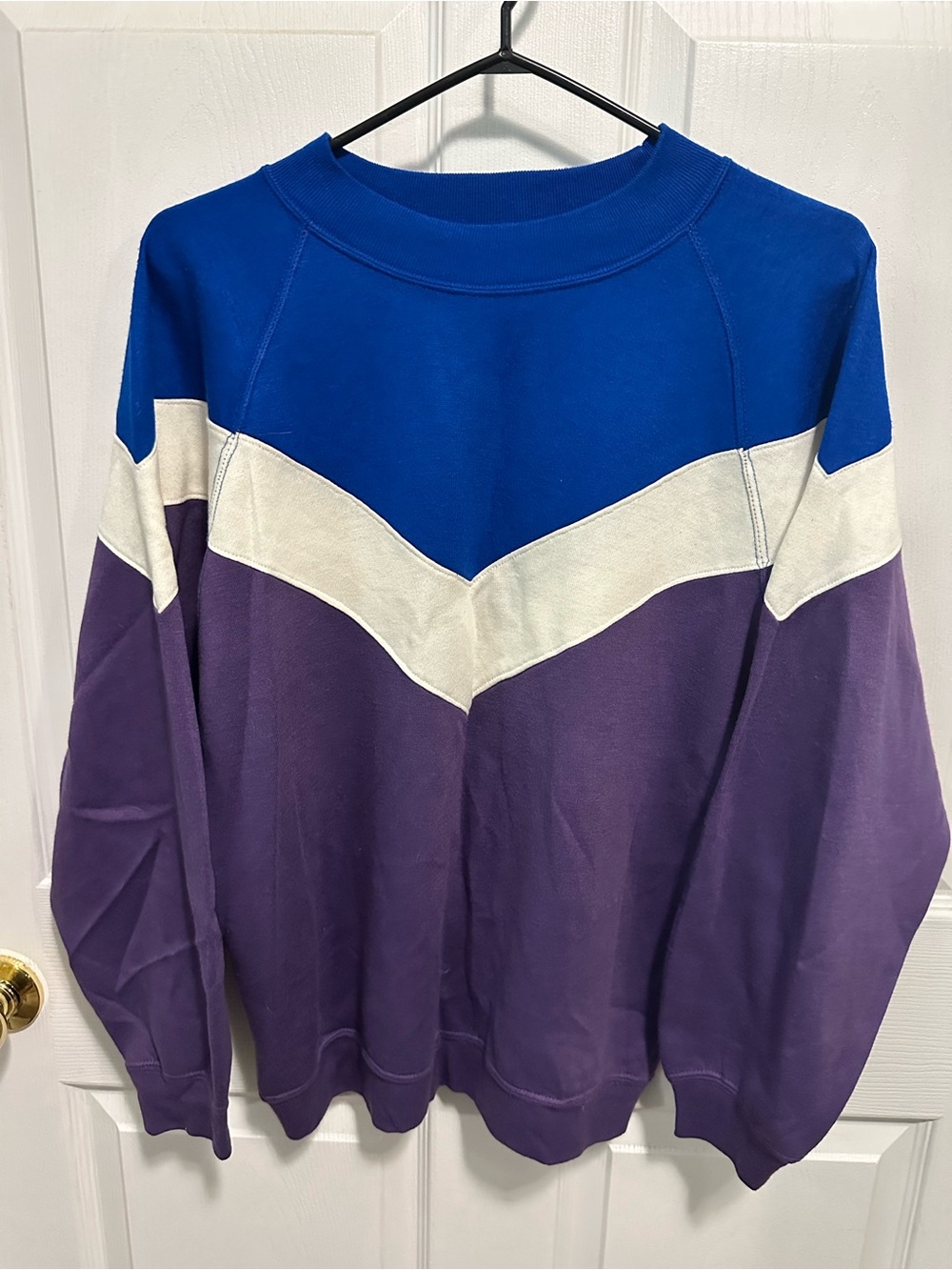 Vintage colorblock Crewneck Sweater in Blue, Purple & Cream